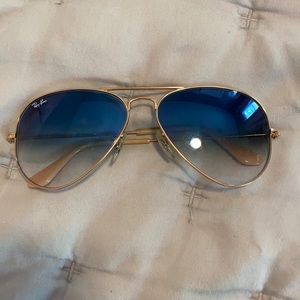 Blue Rayban Aviator Sunglasses